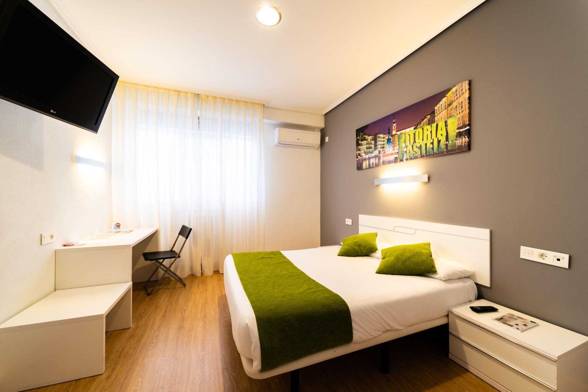 Hotel Centro Vitoria Autocheckin Екстер'єр фото